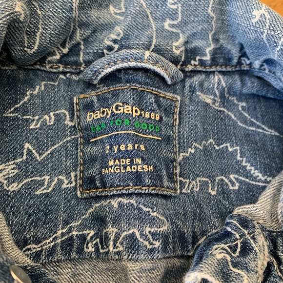 Toddler boy Gap Jean jacket - Picture 2 of 2